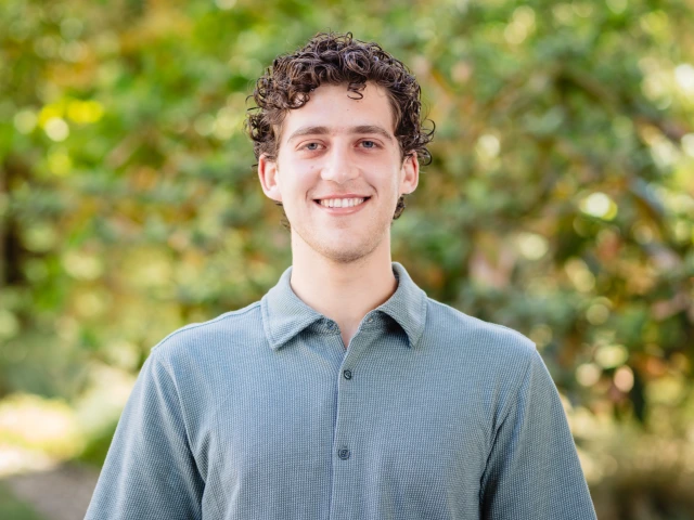 Gabriel Geffen headshot